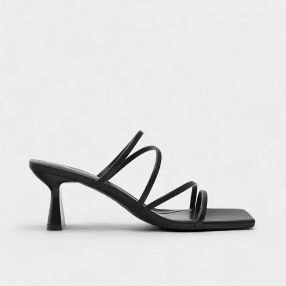 ZARA Black Strappy Heeled Sandals – Minimalist Square Toe Mules （size 37）
